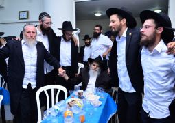 כ"ח סיון: מאות השתתפו ב"התוועדות המרכזית"